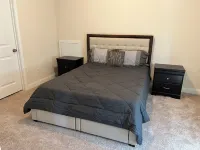 NICE Spacious Modern Home & Beautiful Kitchen; Ms. Pac Man Arcade Game; Foosball