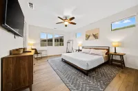 Private Pool, Spa and Golf Course Views - Stunning Desert Escape