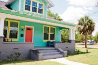Spacious Modern Apartment Close to Downtown - Inviting Oasis Hotels in Pensacola