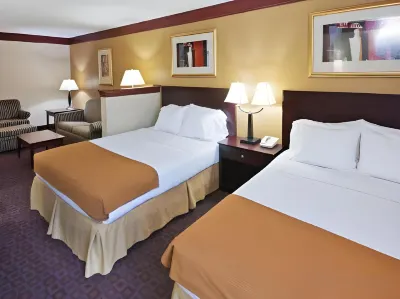 Days Inn & Suites by Wyndham Tahlequah Hotels in Tahlequah