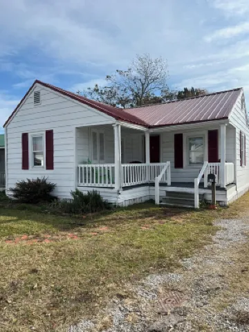 The HoneyComb - Blocks from Historic Waterfront