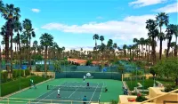 Golf Course Access and Scenic Lake Views - Elegant Getaway