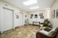 Ocean Views and Spacious Lanai - Inviting Penthouse Retreat