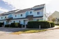 Oceanfront Paradise - Indoor/Outdoor Pool, Tennis, Clubhouse Emerald Isle Beach Gear & Linens 주변 호텔