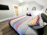Gorgeous Retreat - Firepit, Central AC, Tranquil Patio