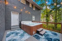 ATL Cascade Oasis - Heated Pool, Hot Tub, Arcades, Pool Table, 3900sqft, 10 beds