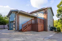 Townhome Close to Beaver Lake: Gorgeous Views 一號鎮區住宿飯店