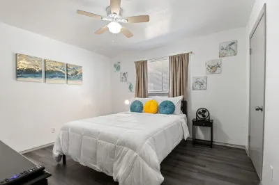 Centrally Located for a Unique Experience - Stylish Retreat Hotels near The Dallas Arboretum and Botanical Garden