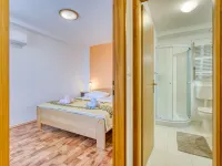 Marija Hotels in Opric