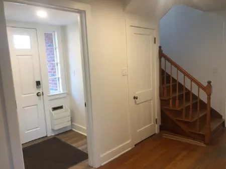 Spacious Backyard Bordering Golf Course - Charming Oasis Отели в г. Смирна