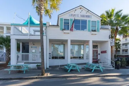 Expansive Deck and Community Swimming Pool - Gorgeous Oceanfront Haven