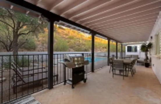 Family Friendly Modern Foothills Pool Hot Tub Sleeps16