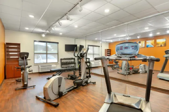 Comfort Suites Oxford I-20 Exit 188