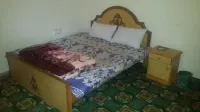 Al-Karim Family Guest House Hunza فنادق في Garelt