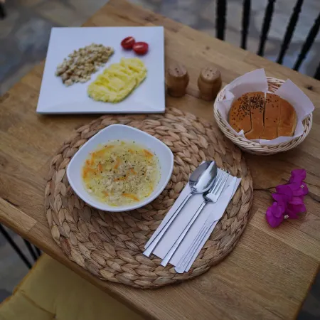 Lb Boutique Hotel