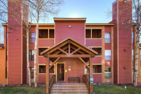 Base 9 B101 Отели в г. Брекенридж