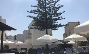 Florea Hotel Apartments