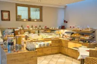 Arndt Hotel Garni - breakfast