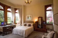 Archer House B&B - Homestays