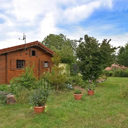 Charmantes Ferienhaus Mit Eigenem Garten