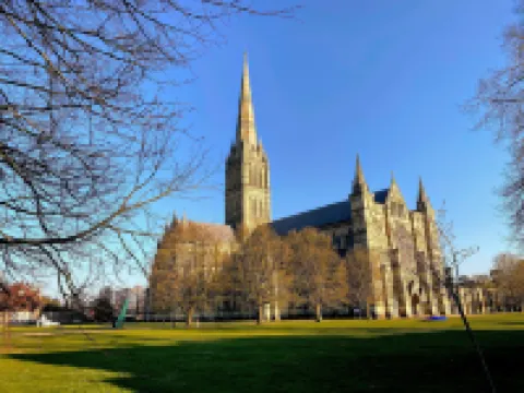 Peartree Serviced Apartments Hotels in Salisbury