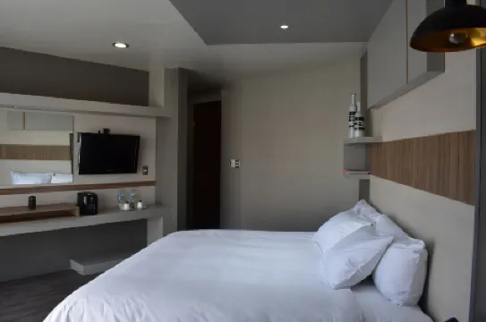 帕丘卡埃斯杜馬 HK 酒店