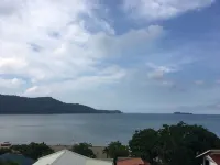 Seabreeze Beach Lodge