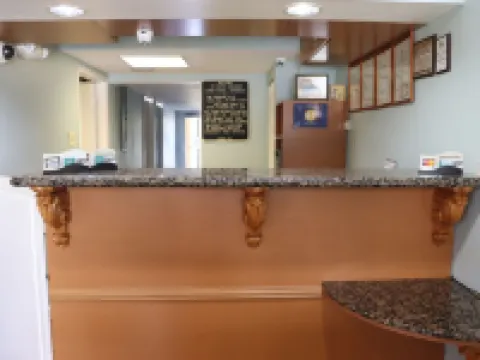 เคอร์ทิส อินน์ แอนด์ สวีทส์ โรงแรมในฮอลลีวูด