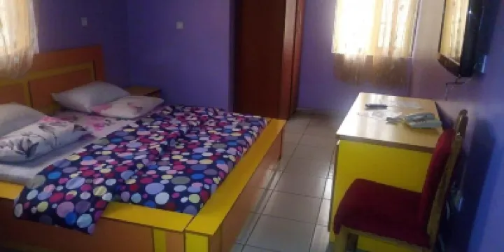 Eagle Valley Royal Hotel Hoteles en 