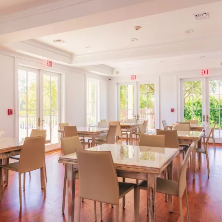 Oyster Bay Boutique Hotel