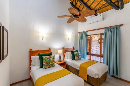 Kruger Park Lodge Unit 239 Отели рядом с достопримечательностью «Phabeni Gate - Kruger National Park»