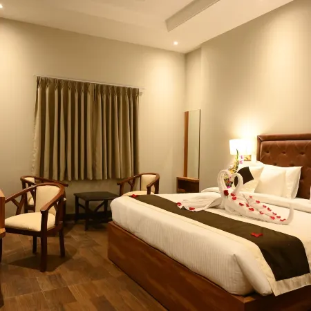 Neel Clarks Inn Express
