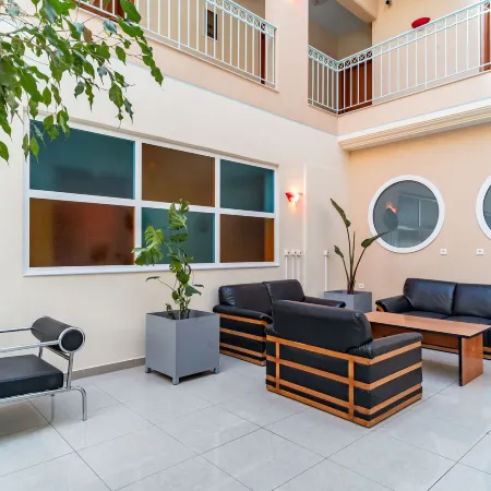 Atrium Hotel