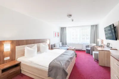 Sporthotel Neuruppin Hotels near Fontane-Geburtshaus