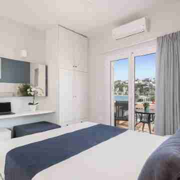 Elena Seafront Luxury Apartments Rooms