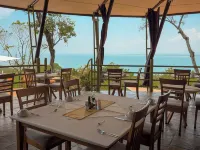 Issimo Suites (Adults Only) Hotels near Playa Biesanz