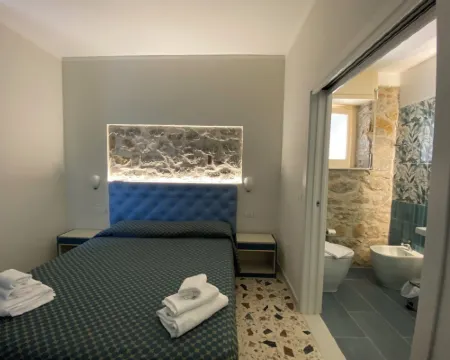 Cinquestelle Albergo del Centro Storico Hotels in Centola