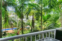 Agincourt Beachfront Apartments - Sea View