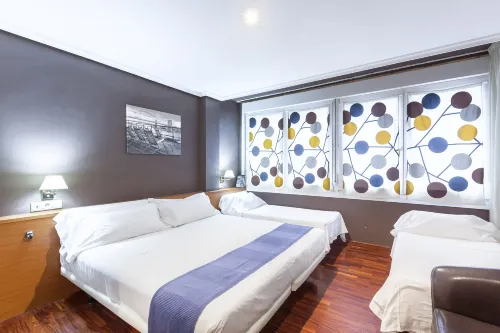 Zumaia Hotela Hotels in Deba