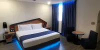 Hotel Coacalco - Junior Room With Air Conditioner