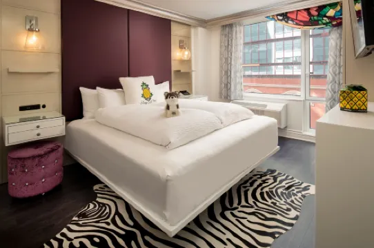 Staypineapple, An Artful Hotel, Midtown New York