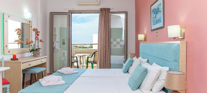 Theoni Apartments Hotels in Mália
