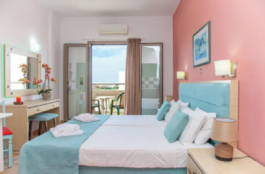 Theoni Apartments Отели в г. 
