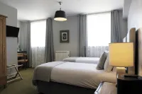 The Rose and Crown Hotels in Warwick