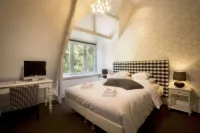 Landgoed Huize Bergen Den Bosch - Vught Hotels in Liempde