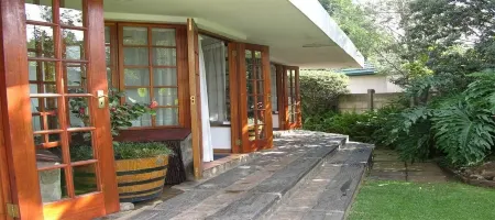 Cosy Den B&B Luxury Guest House Style Отели в г. Иденвейл