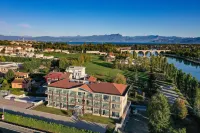 Hotel Rivus