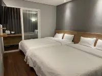 โรงแรม การ์เด้น โรงแรมใกล้แกลเลอรีการัม