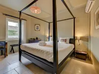 Hôtel O Mamma Mia Hotels in Lourmarin