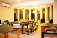 Royal Shaza Suites - breakfast